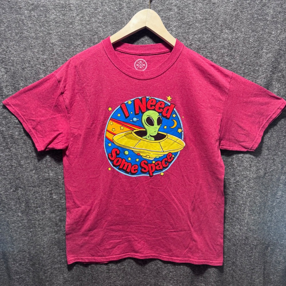 DOM I Need Some Space Alien UFO Graphic T-Shirt Red Mens Large Short Sleeve